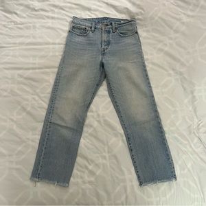 Levis Wedgie Fit Cropped Straight Jeans 28